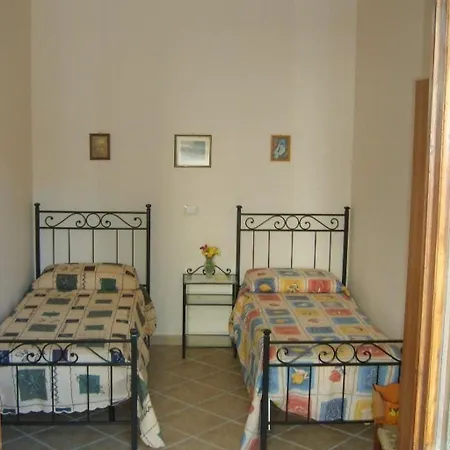 In San Rocco Mit Privatparkplatz By Interhome דירה